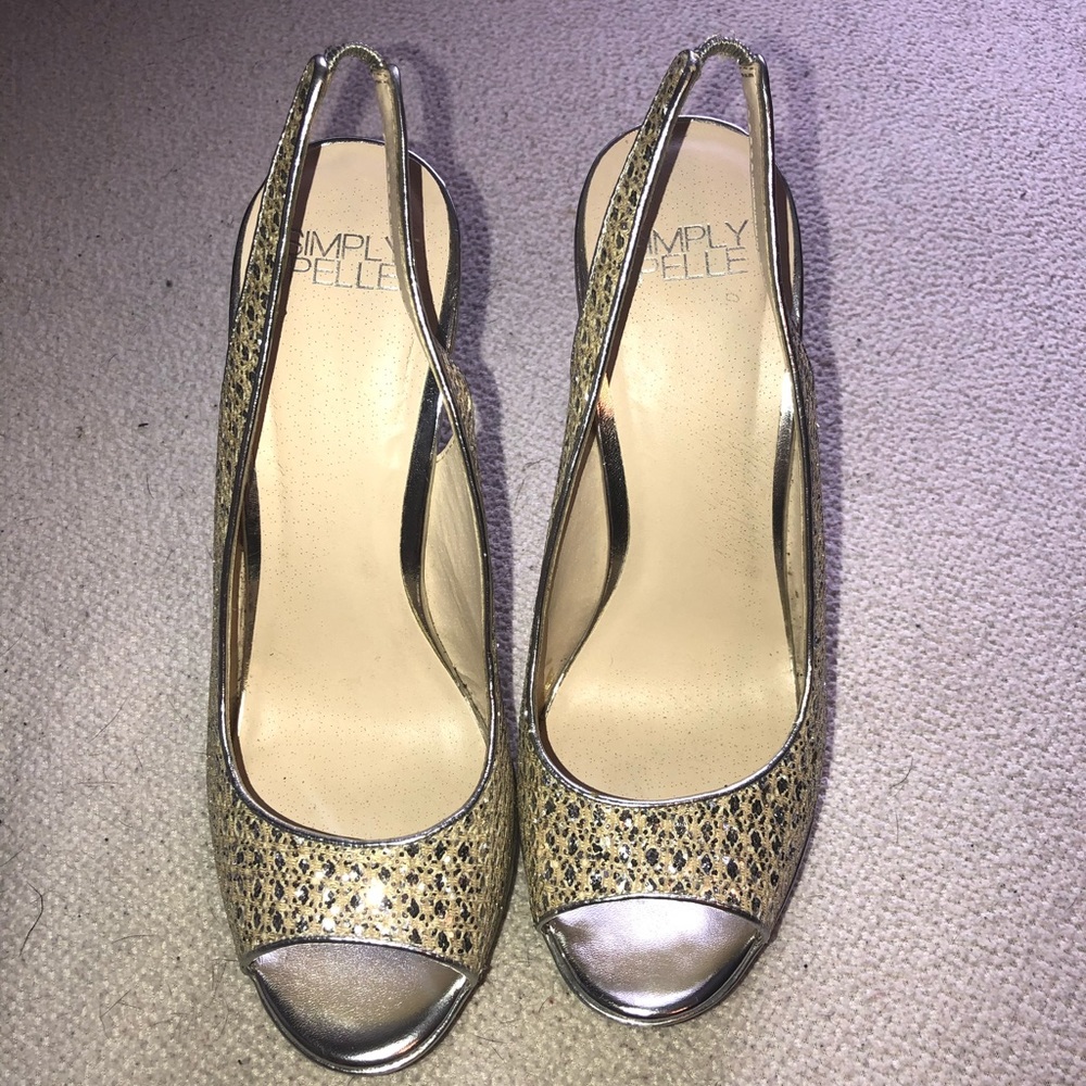 Gold/silver Simply Pelle peep toe heel
